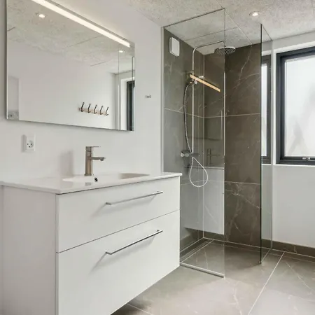 Σπίτι διακοπών Impressive By The Helsnaes Bay