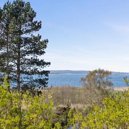 Impressive By The Helsnaes Bay * Millinge