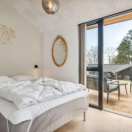 Σπίτι διακοπών Impressive By The Helsnaes Bay *