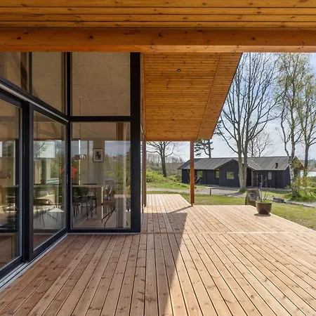 Σπίτι διακοπών Impressive By The Helsnaes Bay *