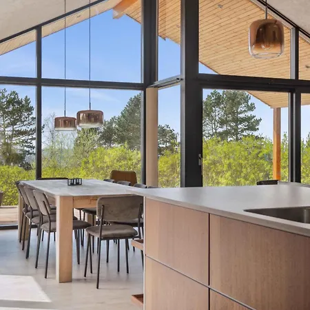 Impressive By The Helsnaes Bay Millinge