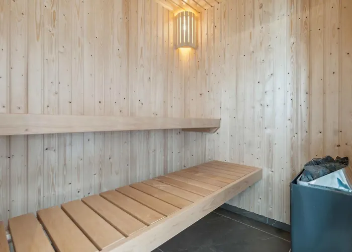 Impressive By The Helsnaes Bay 펜션 *