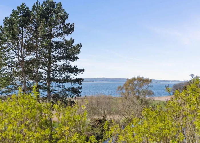 Impressive By The Helsnaes Bay * Millinge