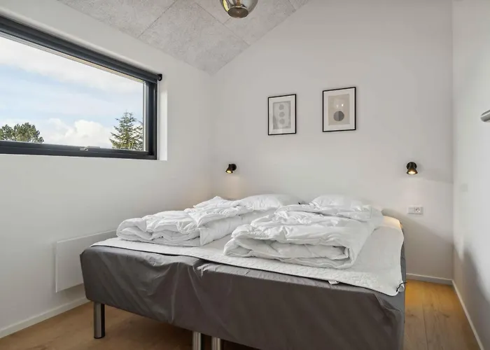 펜션 Impressive By The Helsnaes Bay