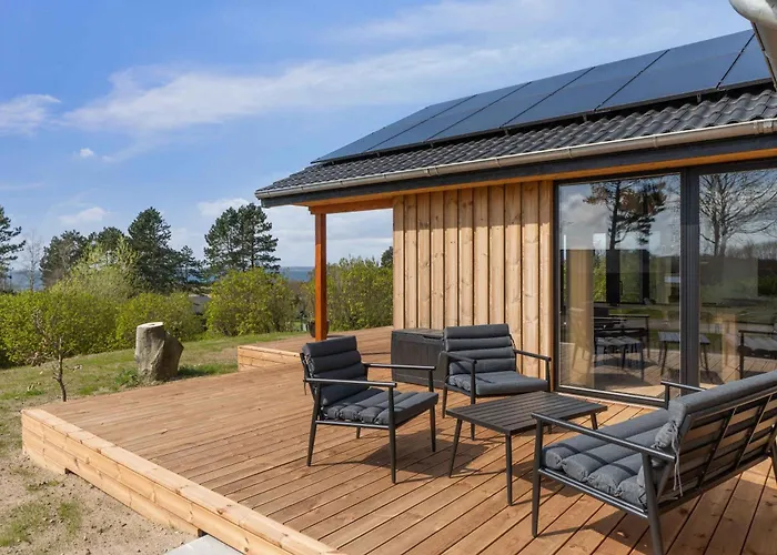 Impressive By The Helsnaes Bay Millinge