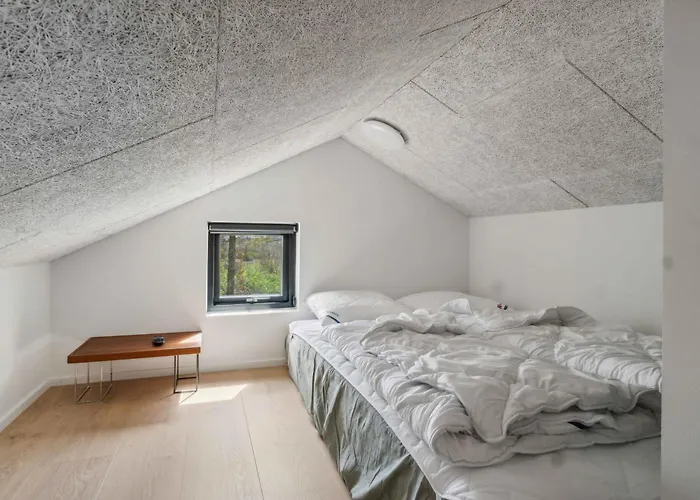 Impressive By The Helsnaes Bay 펜션 *